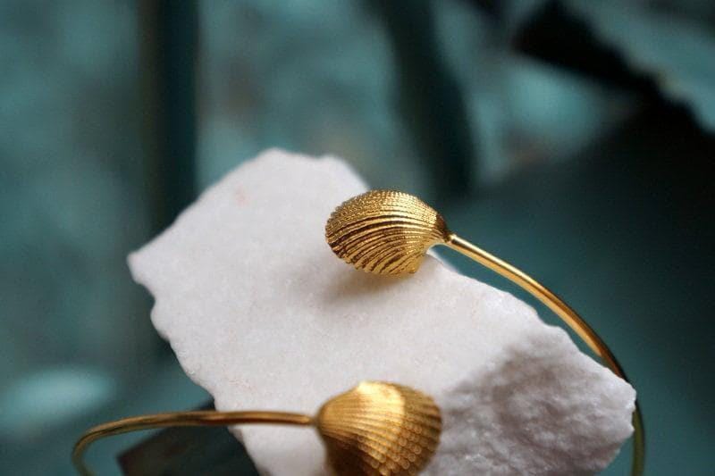 Gold Sea Shell Bracelet, Handmade Nature Jewelry, Real Ocean Cuff, Gift for Luck & Vitality, Eco Sustainable Sterling Silver 925-2